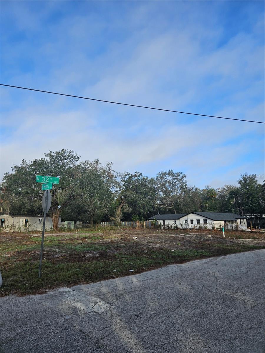 3110 E HENRY AVE photo 5