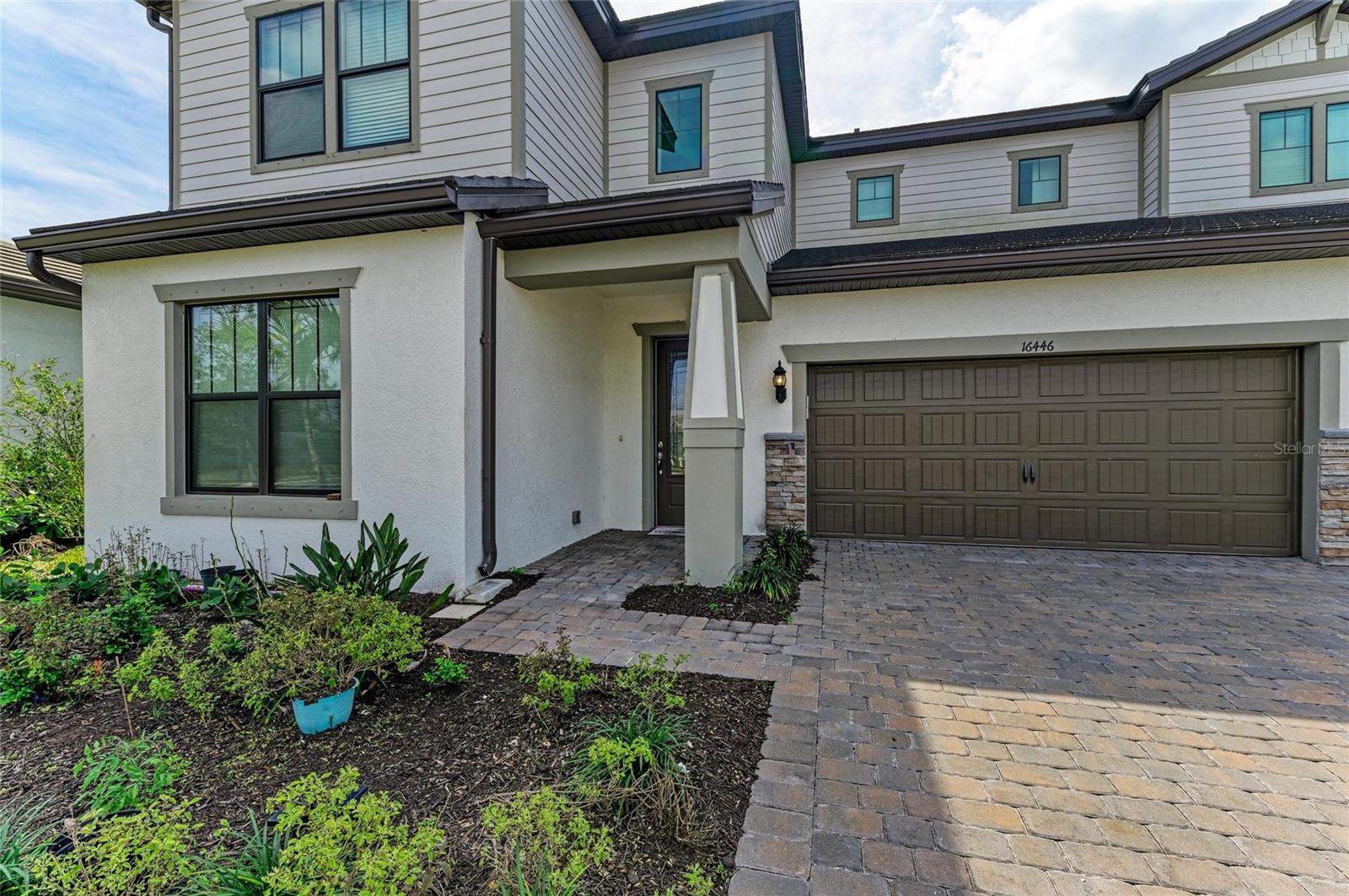 16446 SLATE PL photo 2