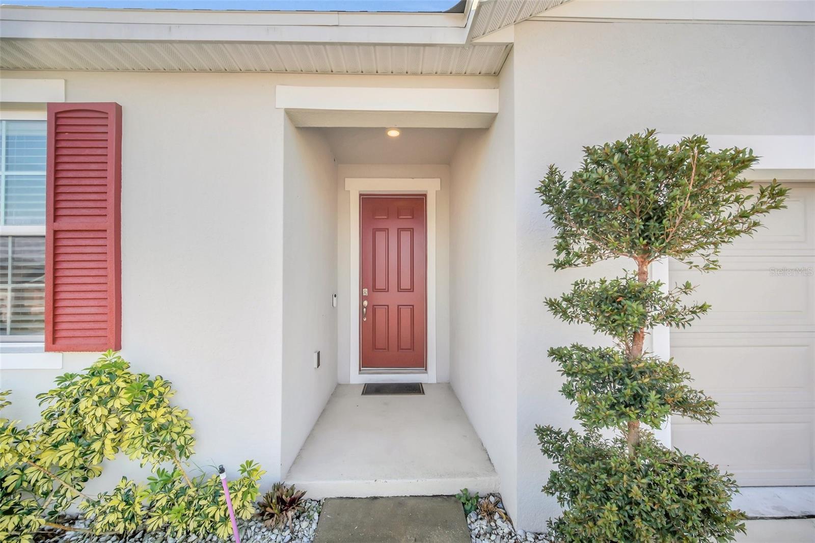 283 ARCHER WAY photo 3