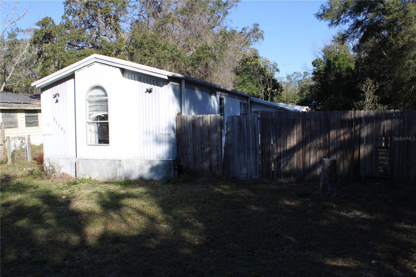 31735 S LAKE DR photo 2