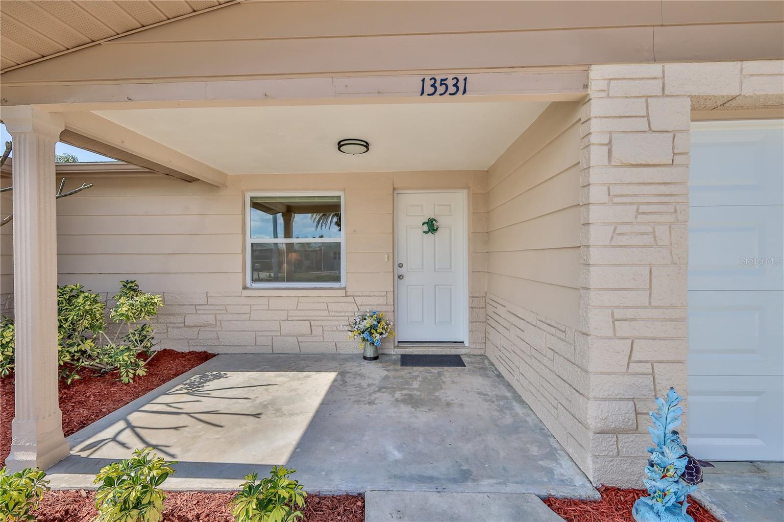 13531 ALLYN DR photo 3