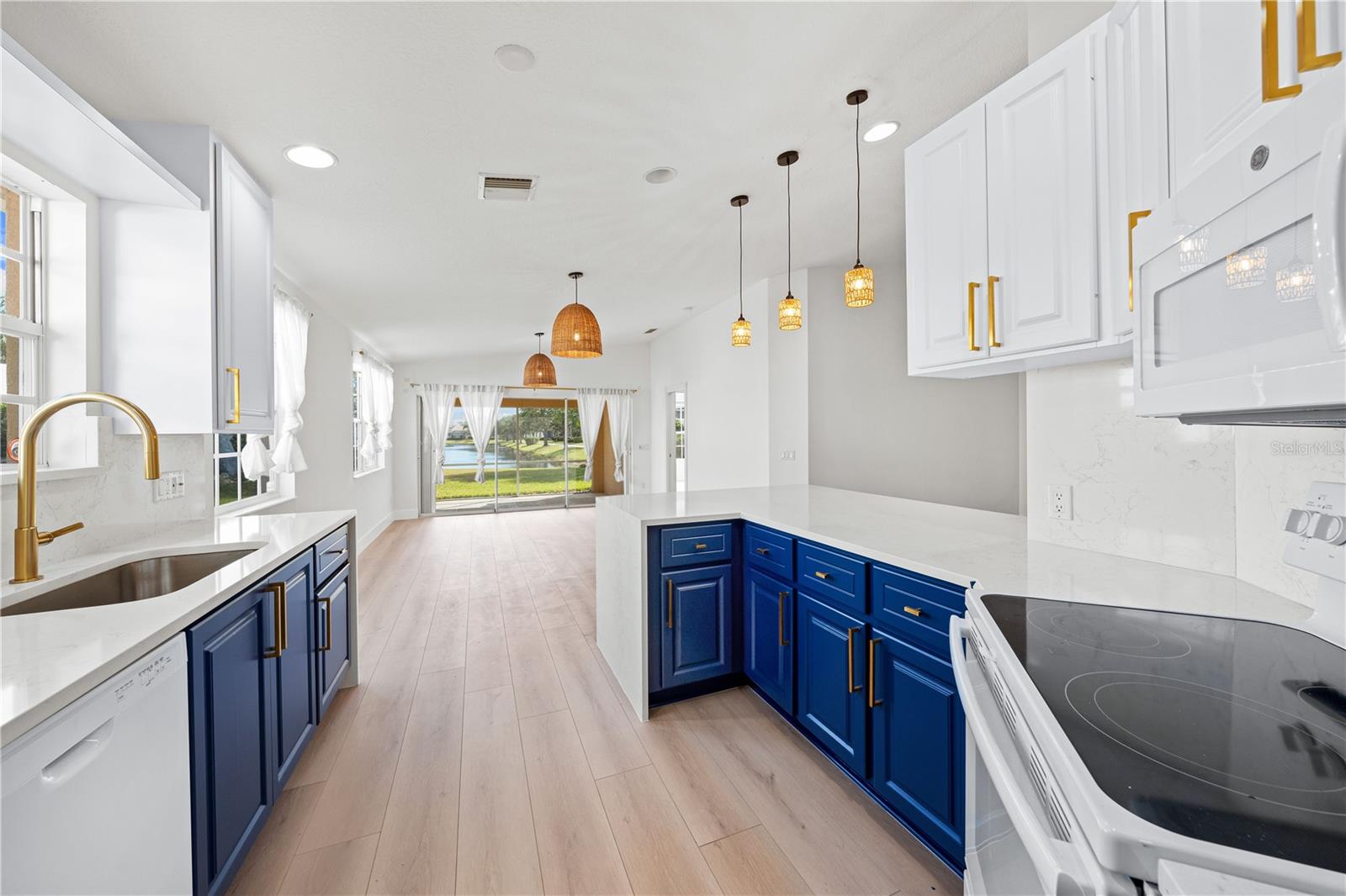 5551 AVELLINO PL photo 4