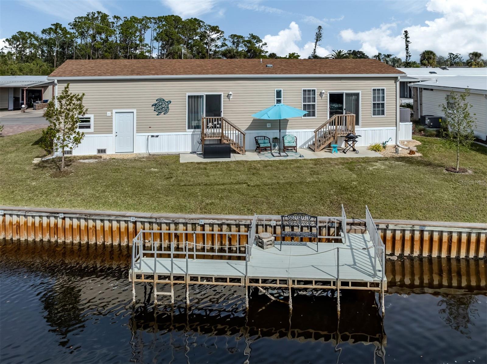 106 ISLAND POINT RD photo 3