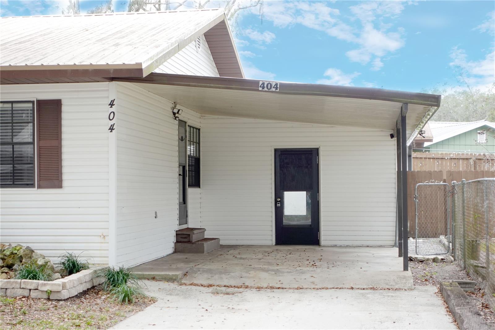 404 CR 487 photo 2