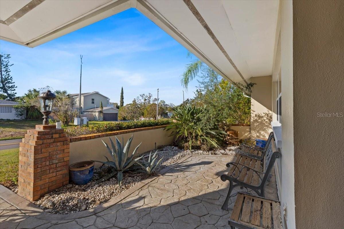 4001 HARBOR HILLS DR photo 5