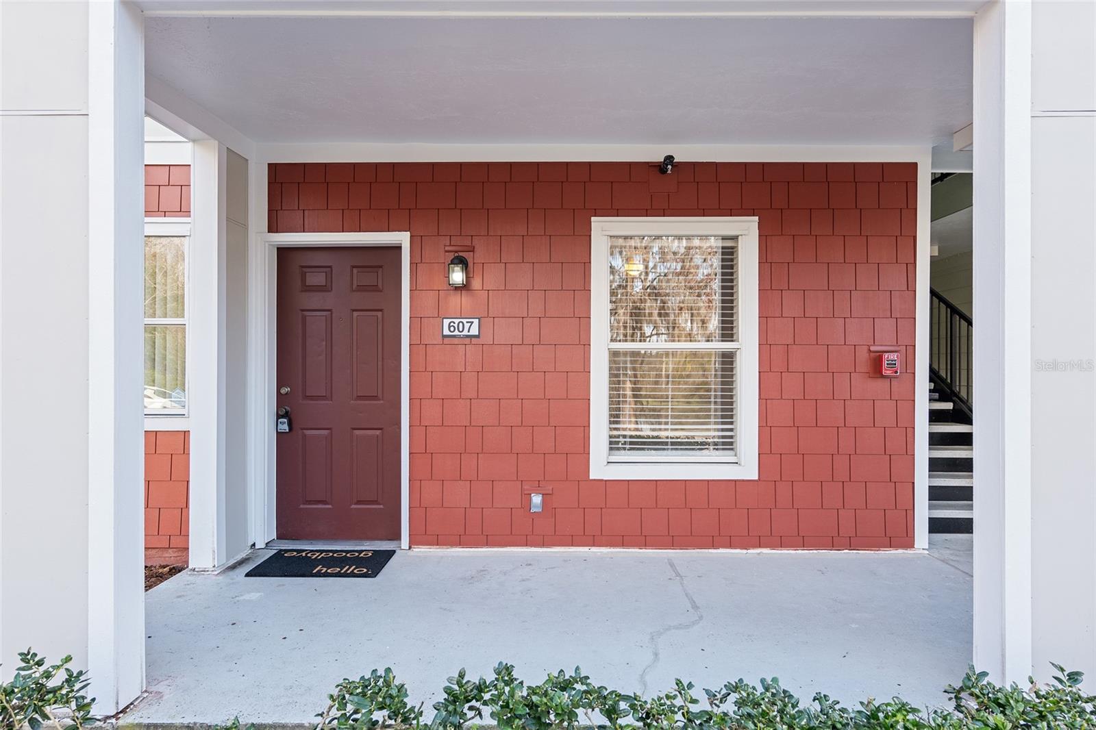 2360 SW ARCHER RD #607 photo 2
