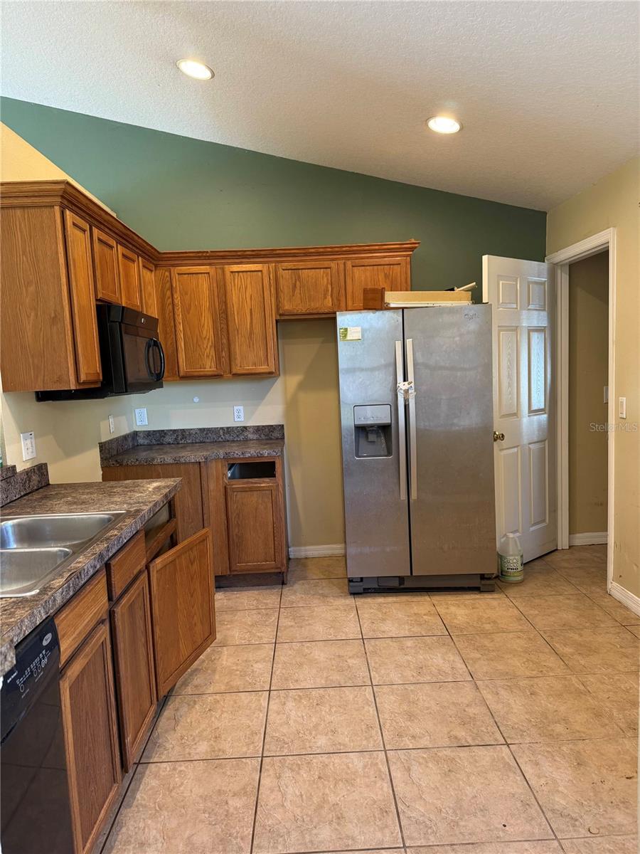 6340 OREN CT photo 2
