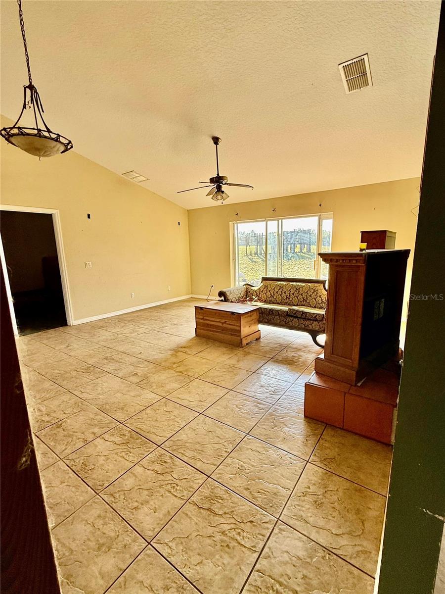 6340 OREN CT photo 3