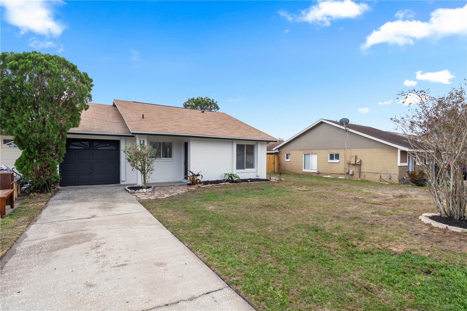 12 WINTER RIDGE CIR photo 2