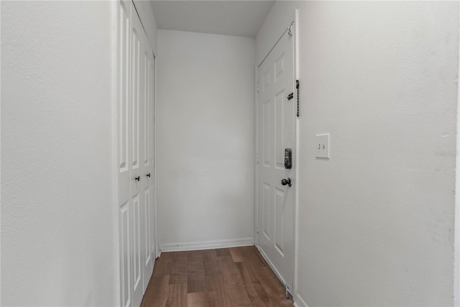 12 WINTER RIDGE CIR photo 5