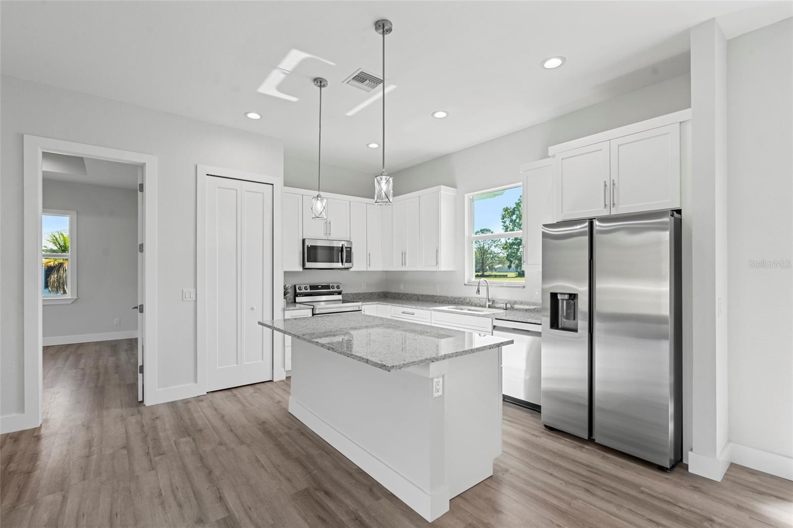25434 ALICANTE DR photo 4