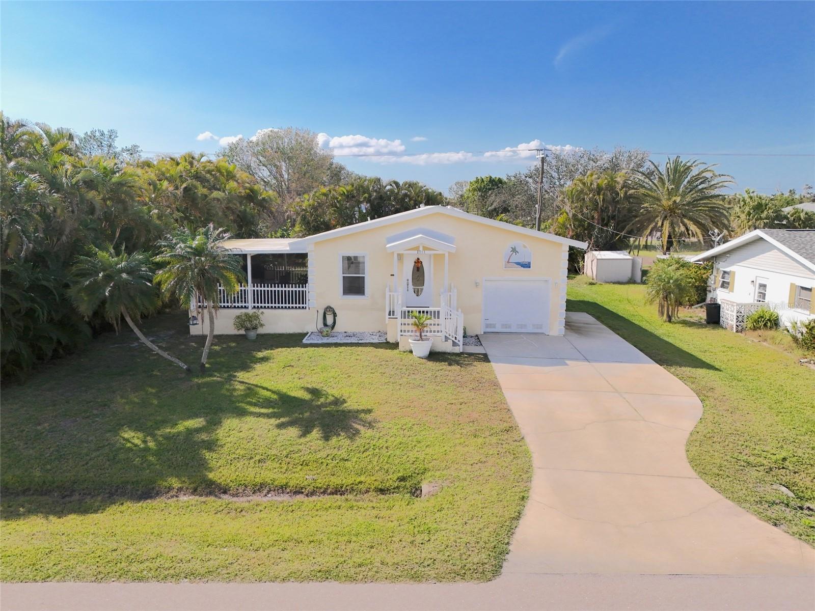 2711 LARKSPUR DR photo 4