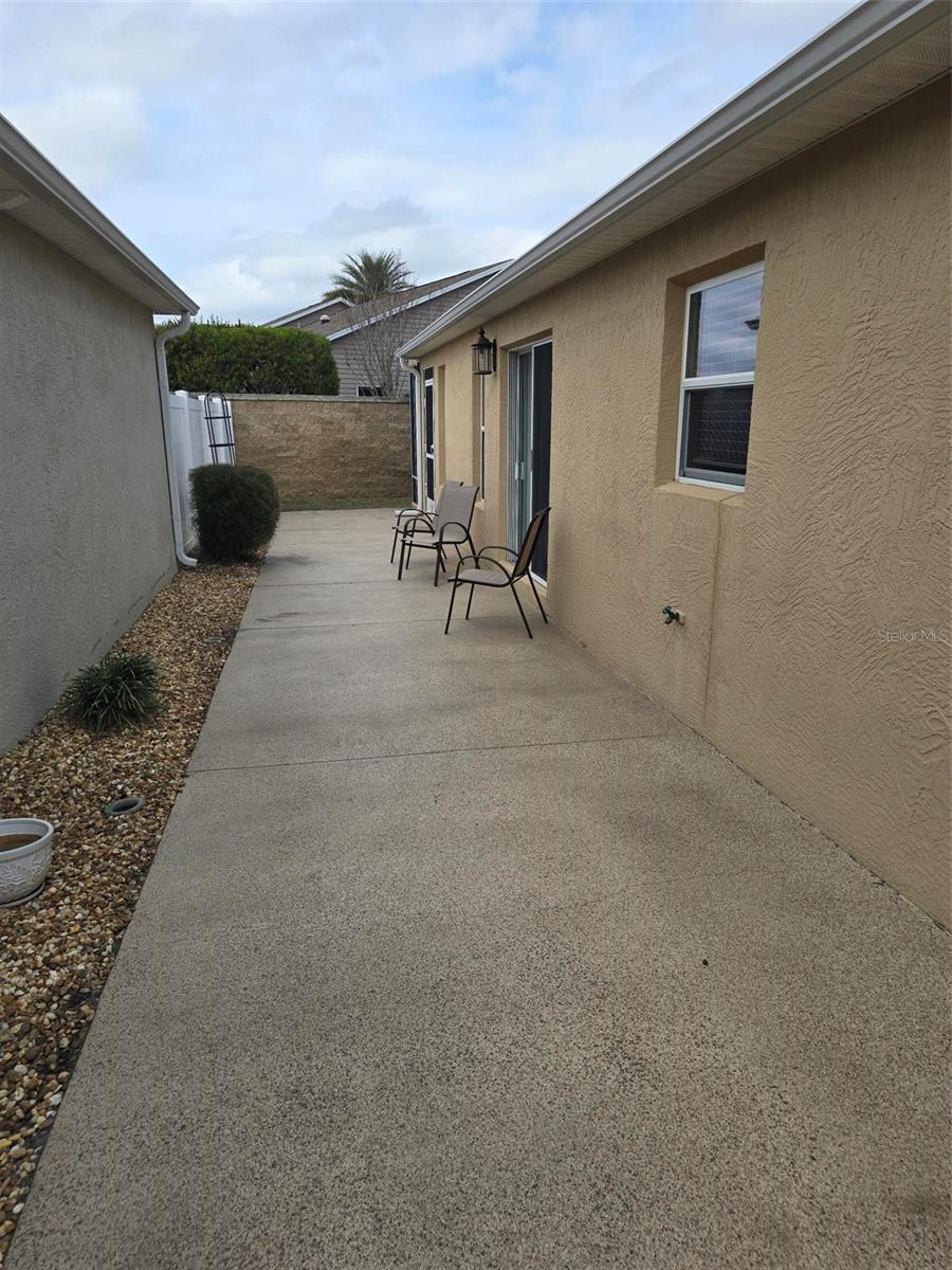 3362 SEBASTION AVE photo 5