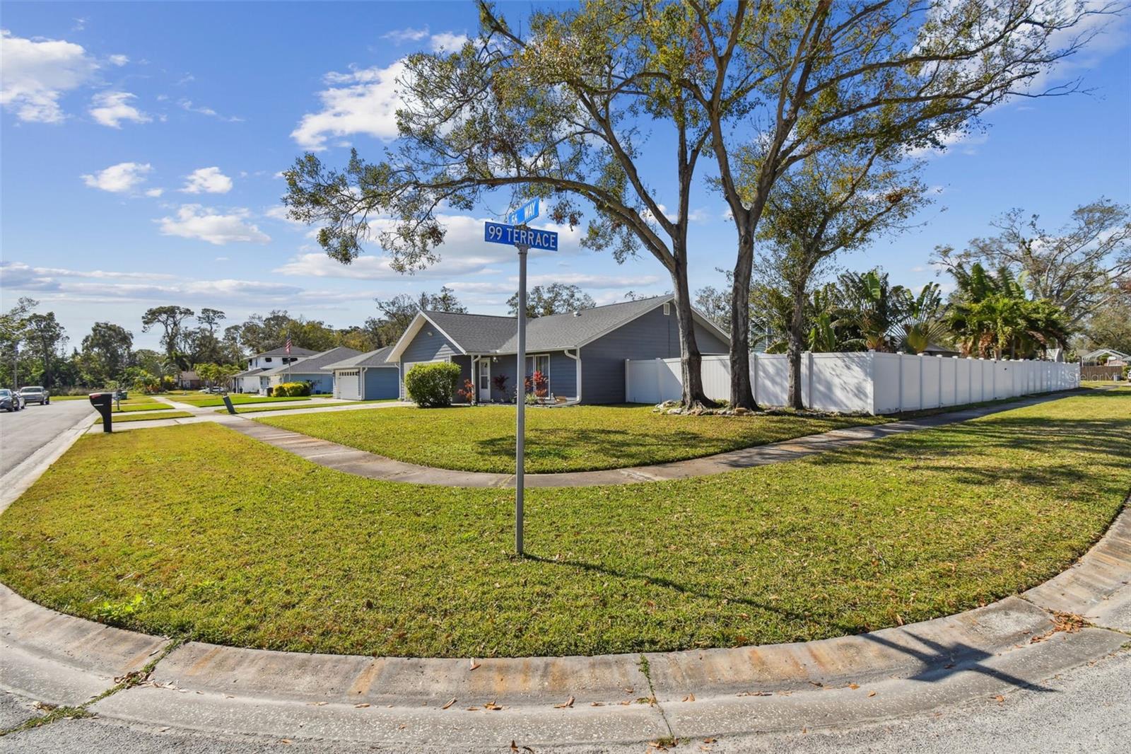 9942 56TH WAY N photo 3