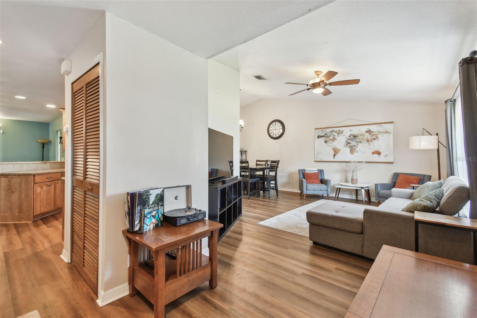 9942 56TH WAY N photo 5