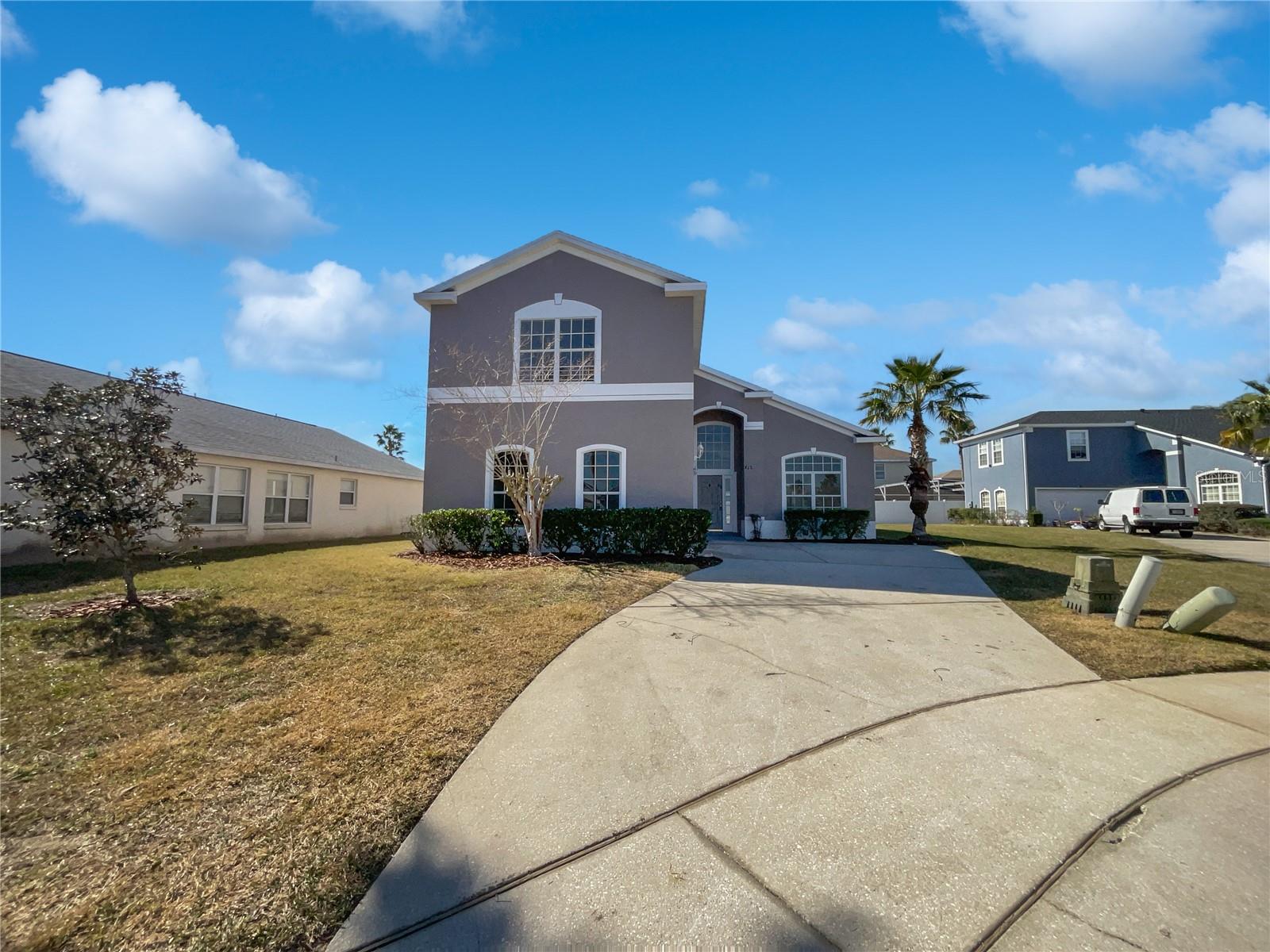 812 LOCKBREEZE DR — home for sale
