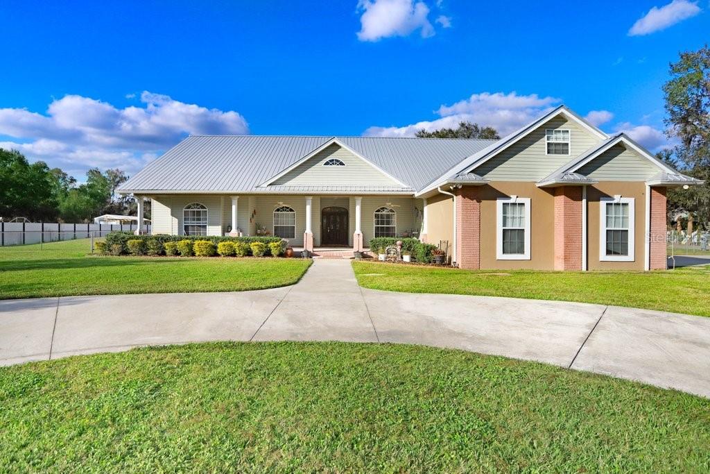 1702 W KNIGHTS GRIFFIN RD — home for sale