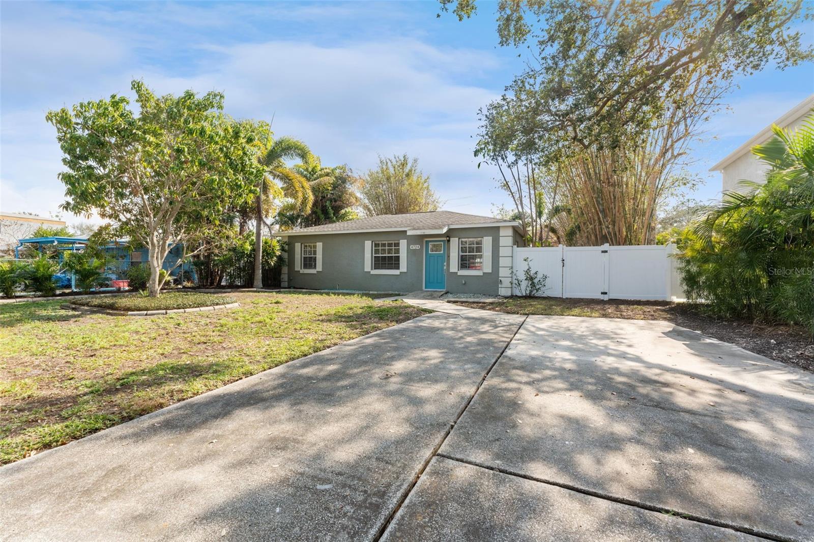 4724 W LAWN AVE — home for sale
