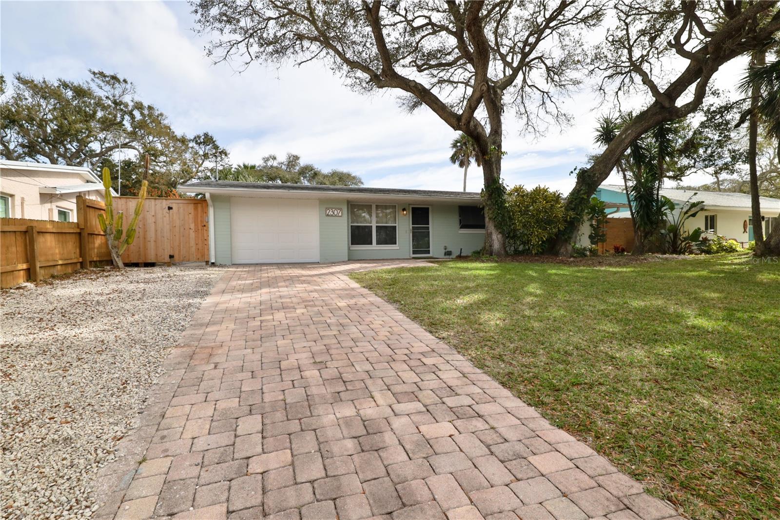 Single Family Residence