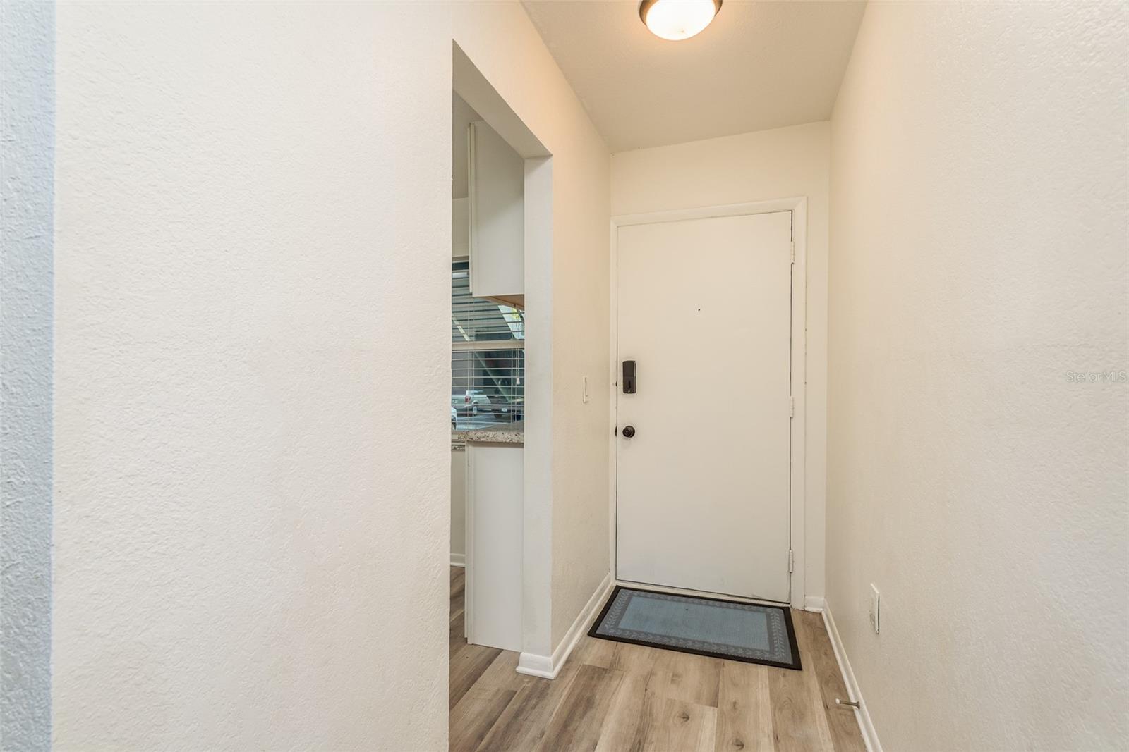 1303 S HERCULES AVE #1 photo 4