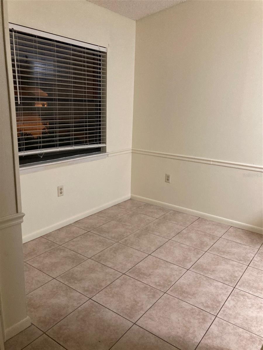 1862 JUNEBERRY LN photo 2