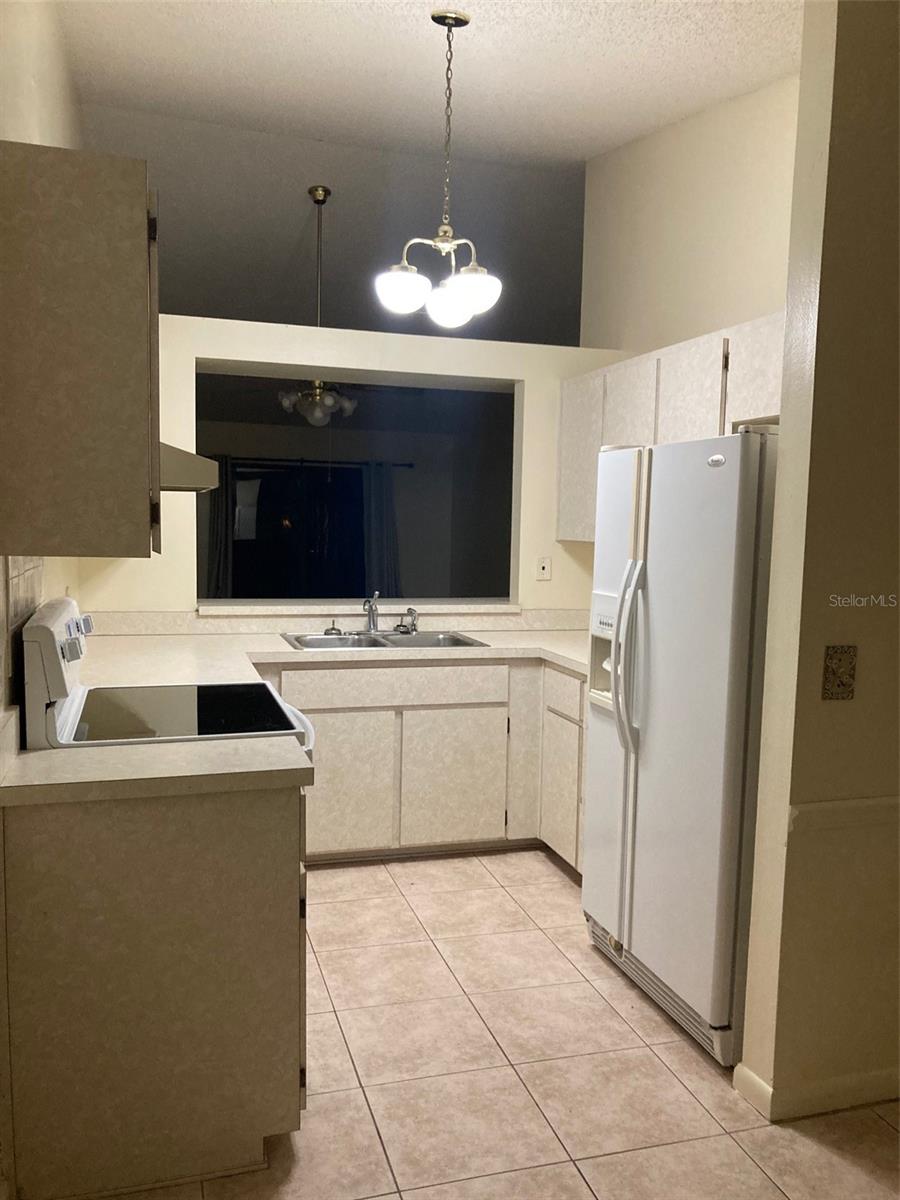 1862 JUNEBERRY LN photo 3