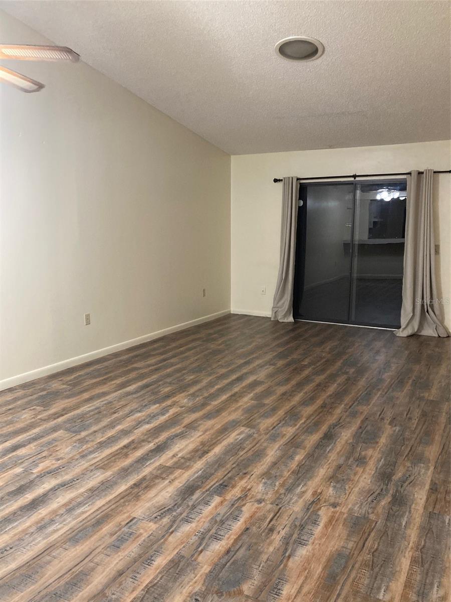 1862 JUNEBERRY LN photo 5