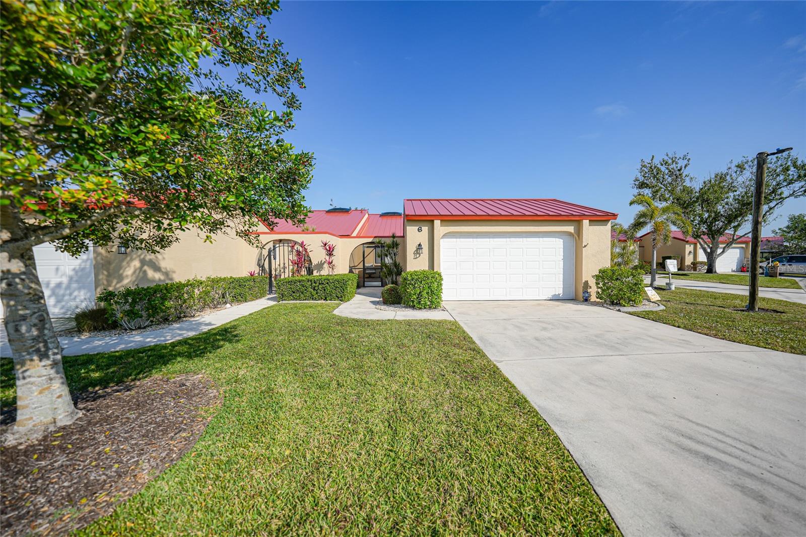 1890 DEBORAH DR #6 photo 3