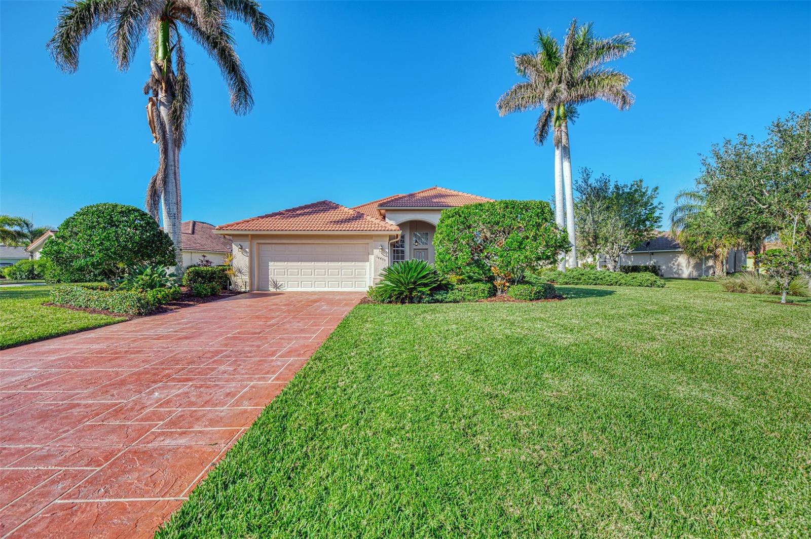 14405 SILVER LAKES CIR photo 3