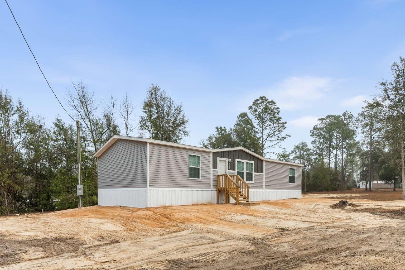 10551 NE 117TH LN photo 3