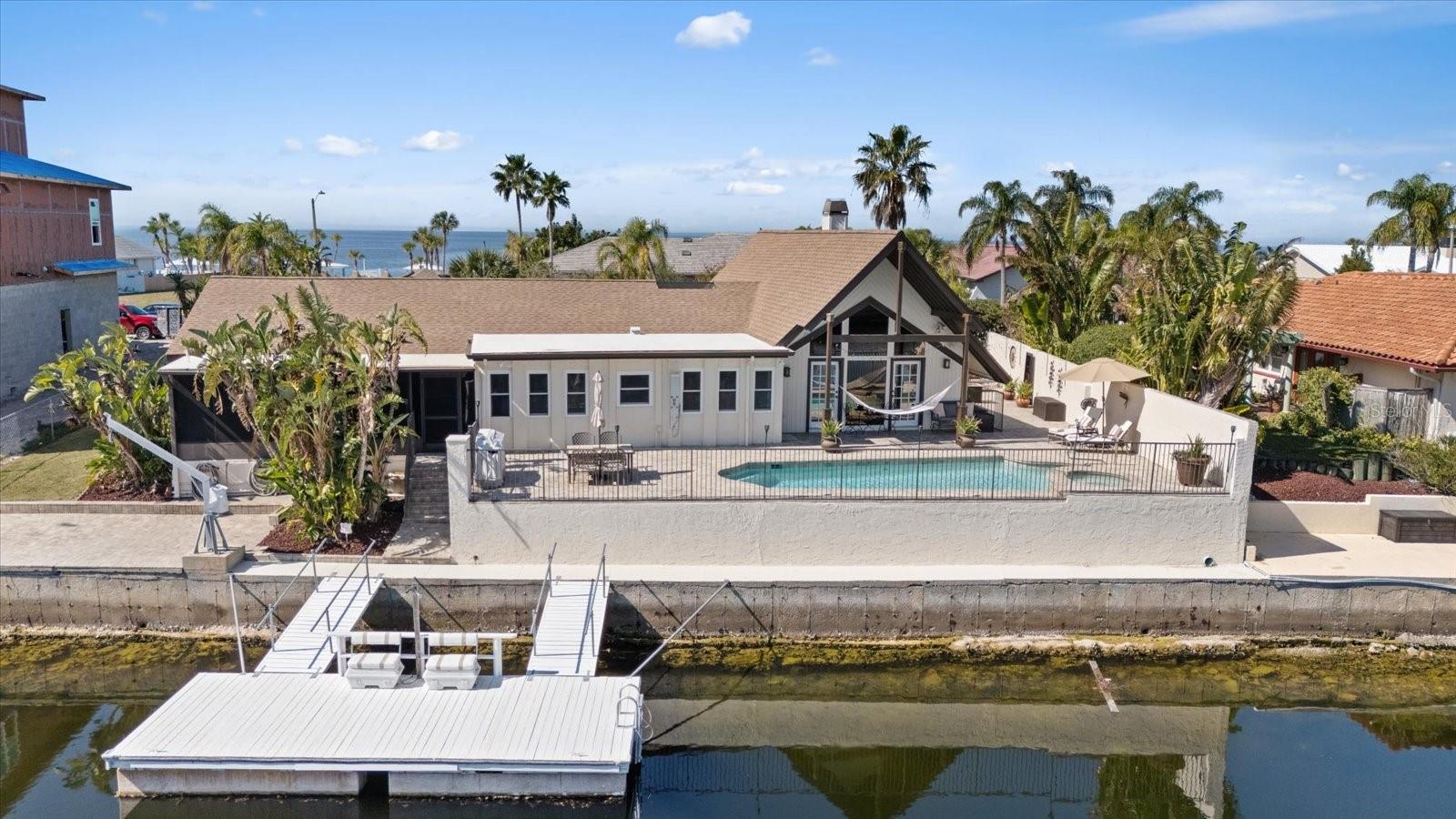 5410 WESTSHORE DR photo 3