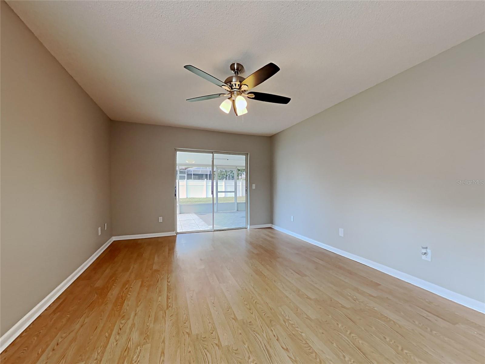 10414 TARA DR photo 5