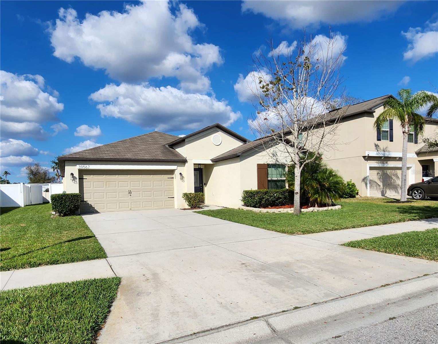 39567 DAWSON CHASE DR photo 2