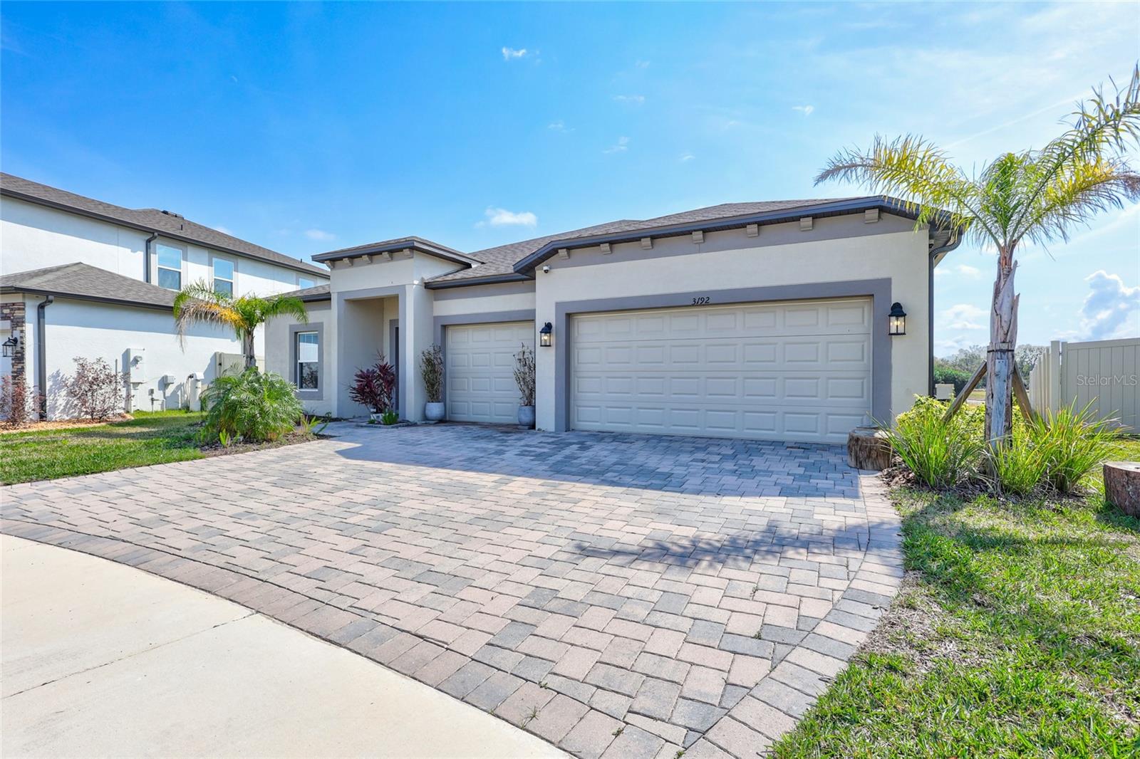 3192 KING FERN DR photo 4