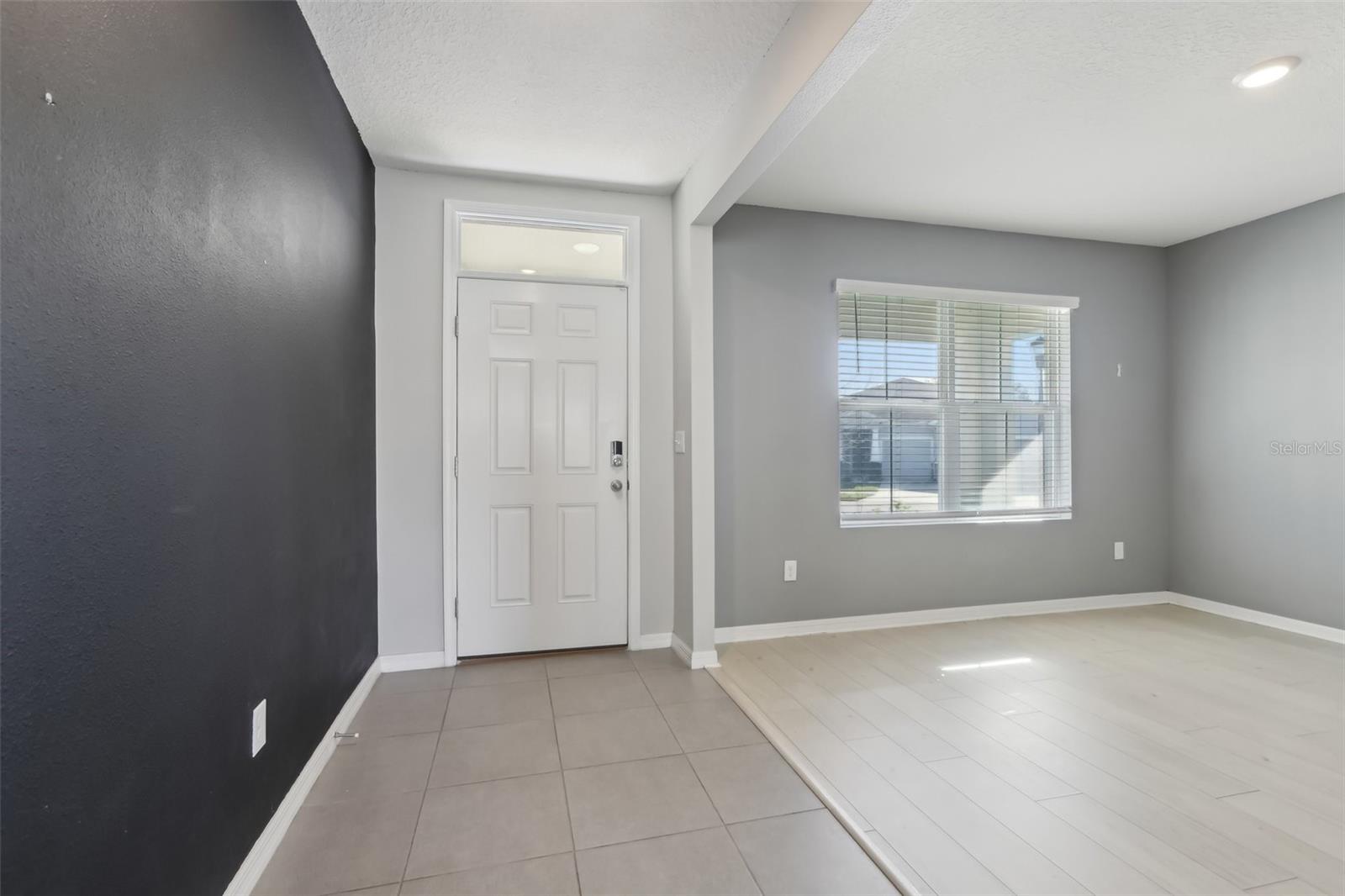 2604 KNIGHT ISLAND DR photo 3