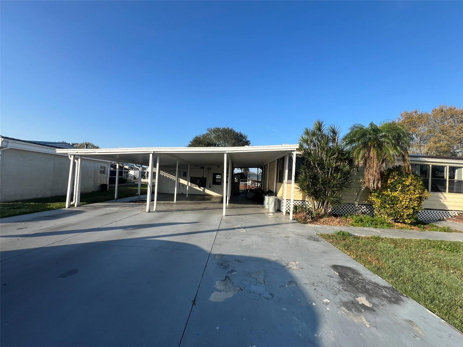 1472 CHOBEE ST photo 4