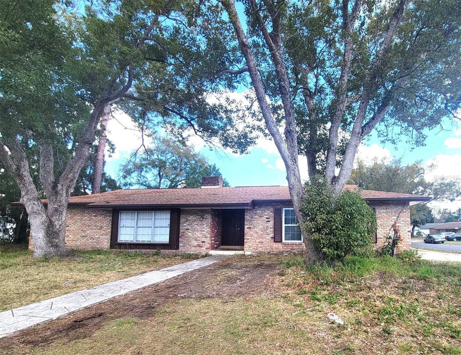 2079 LONGFELLOW CT — home for sale