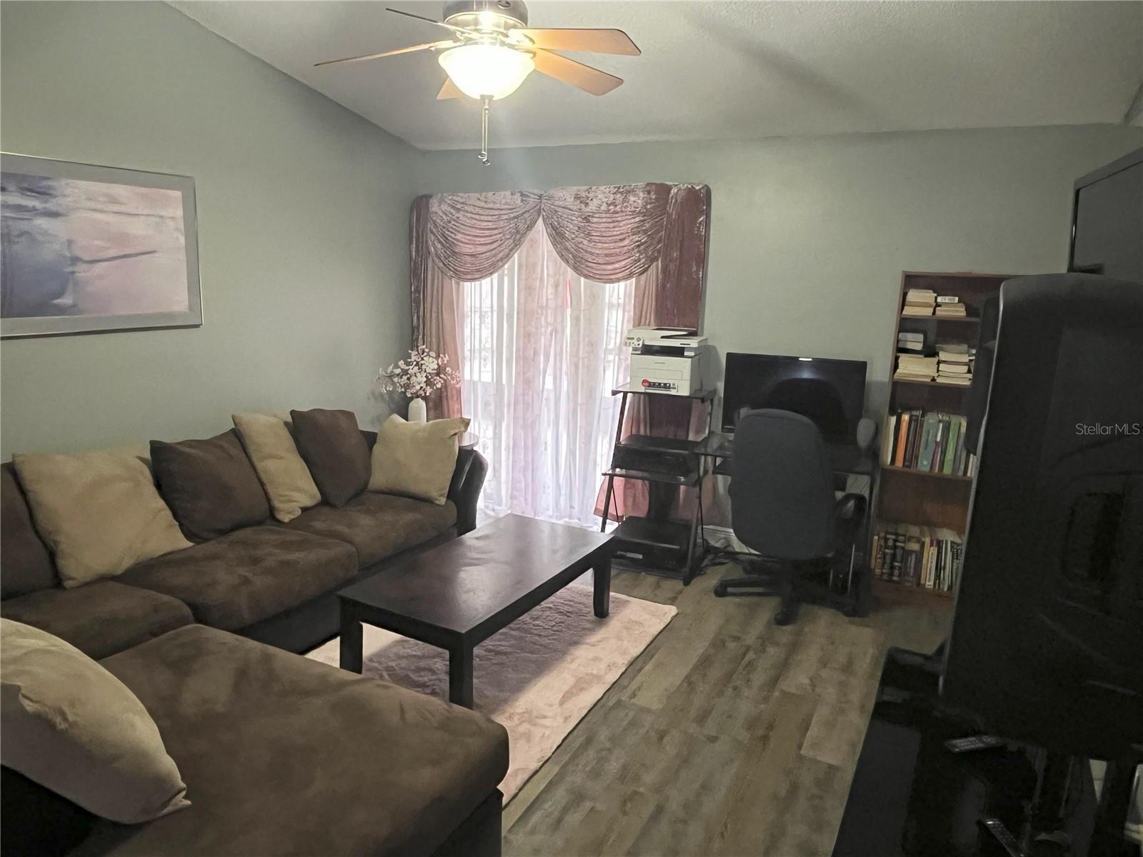 167 N CERVIDAE DR photo 5