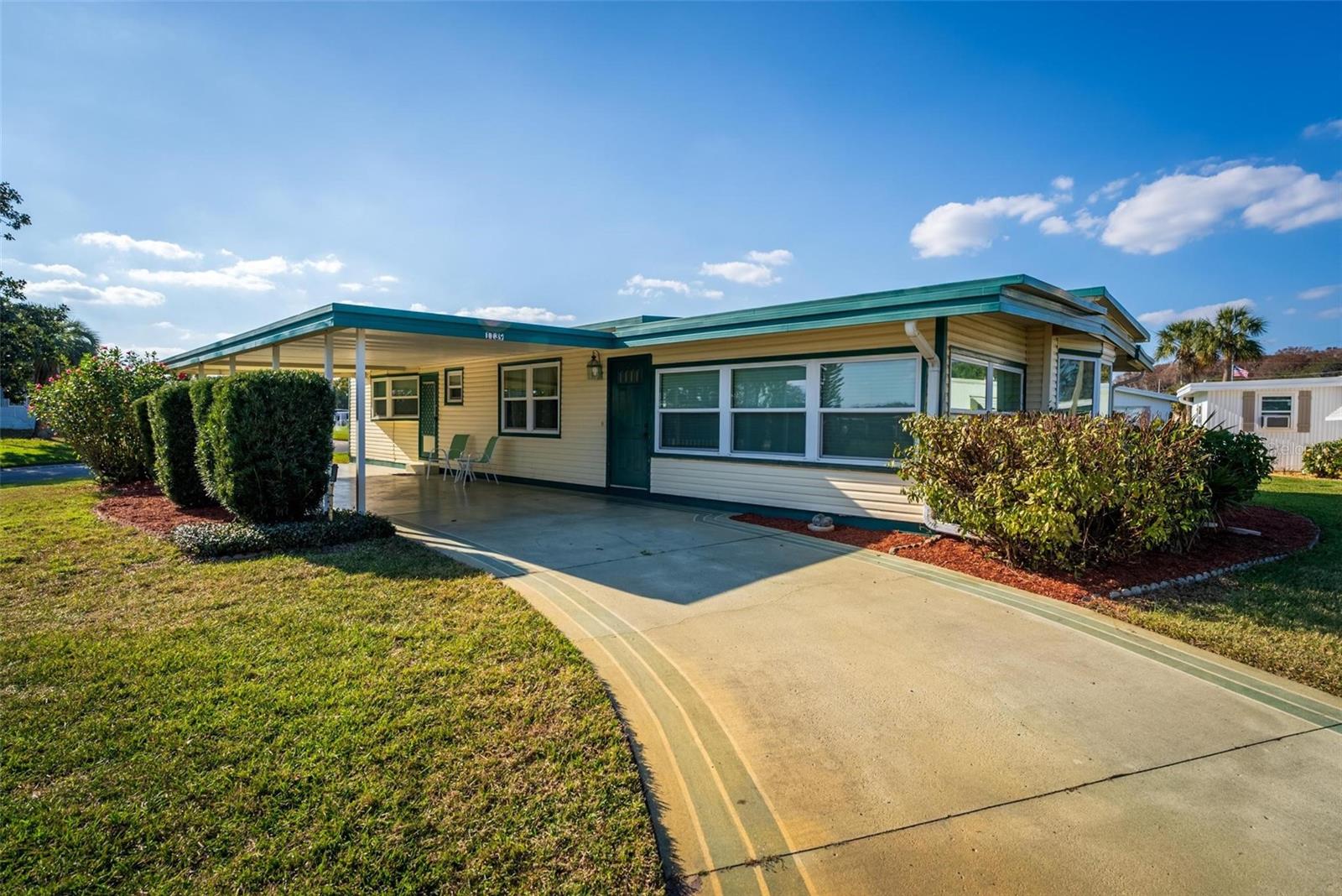 1139 FOREST LN photo 5