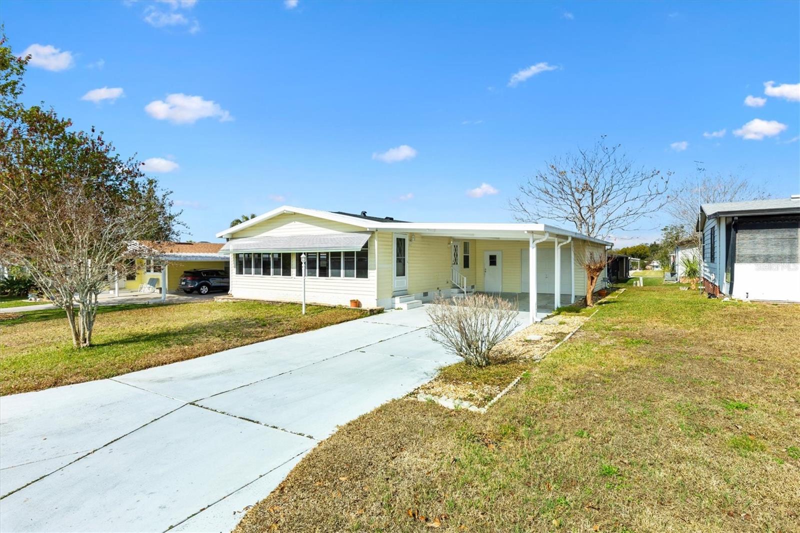 1616 BAYHILL DR photo 2