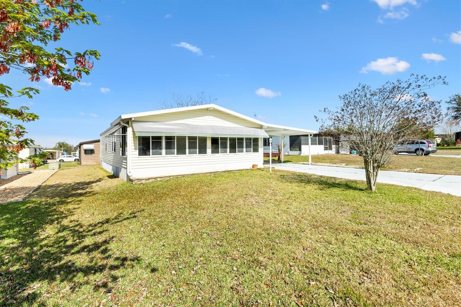 1616 BAYHILL DR photo 3