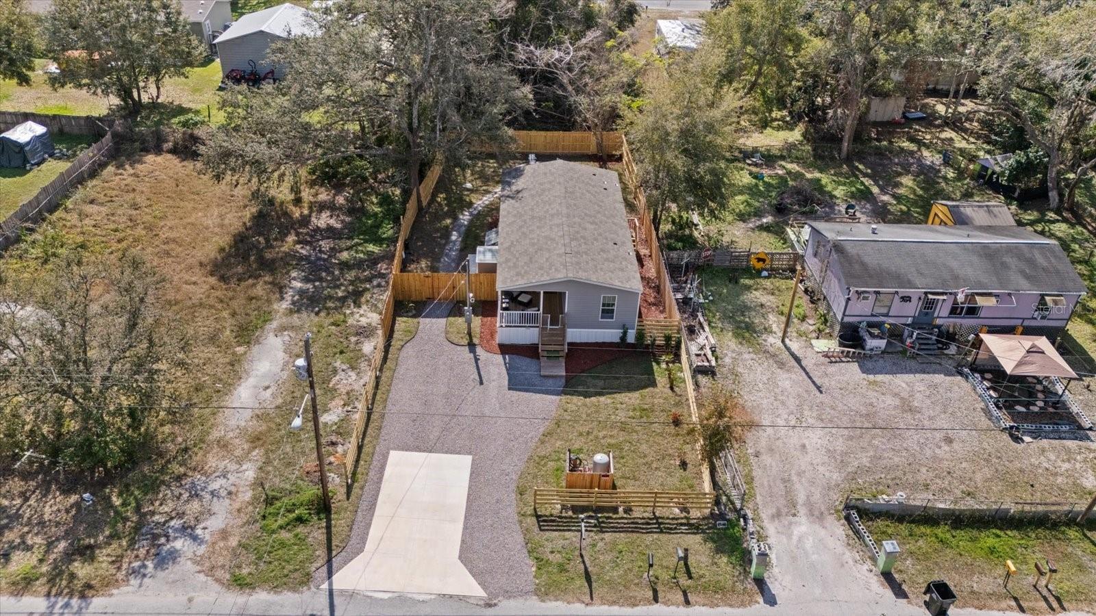 9250 PEONY ST photo 2