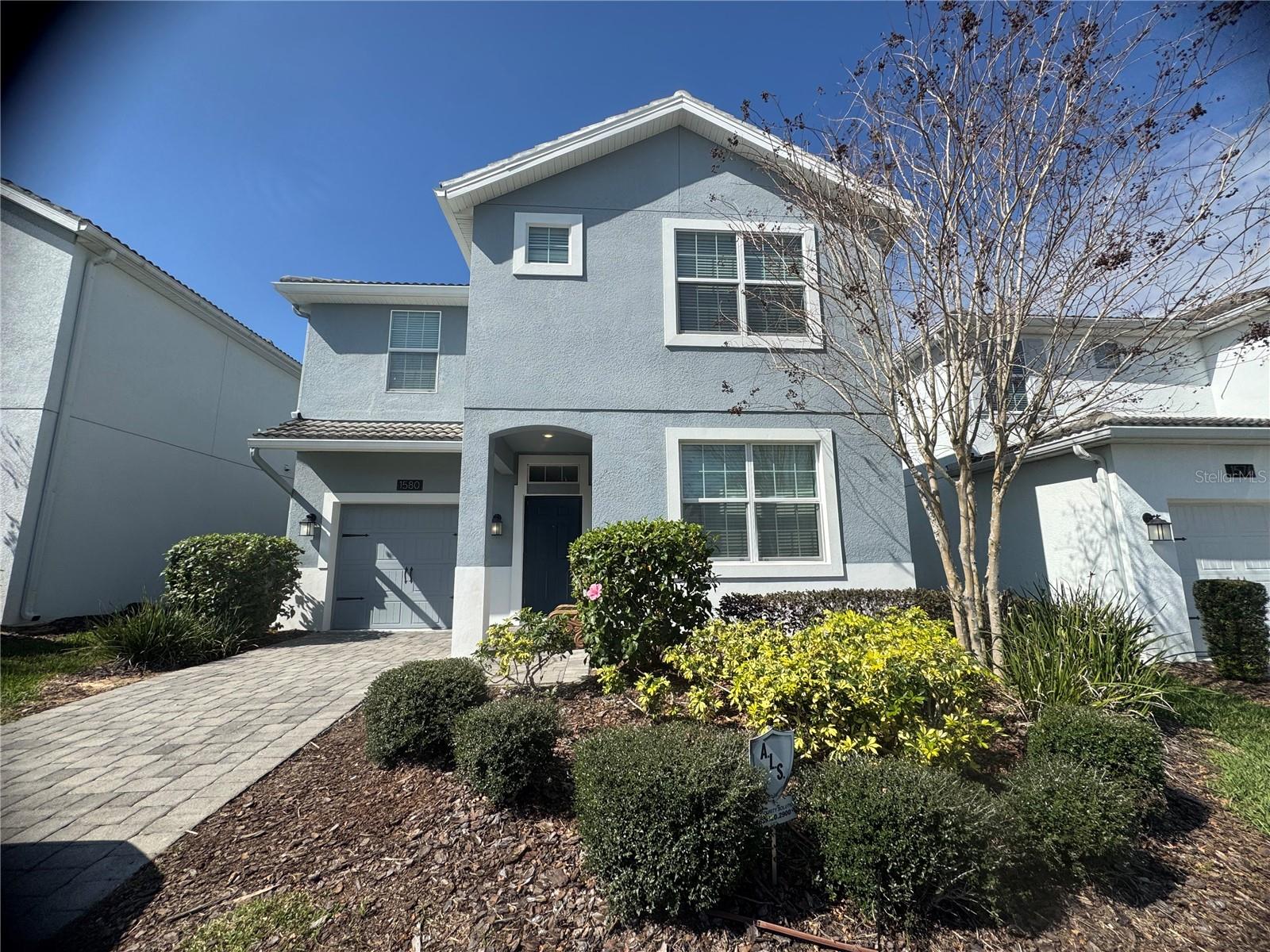 Single Family Residence