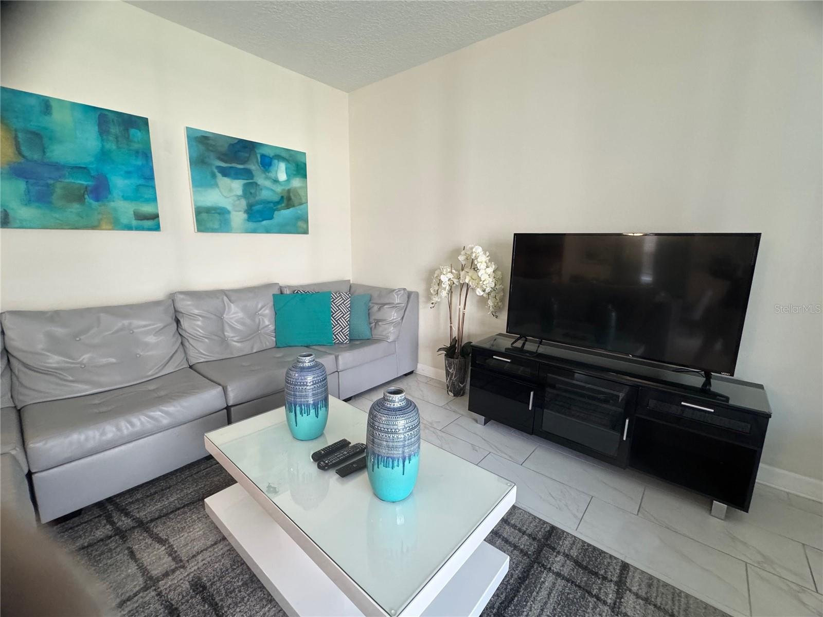 1580 TEMPO LN photo 5
