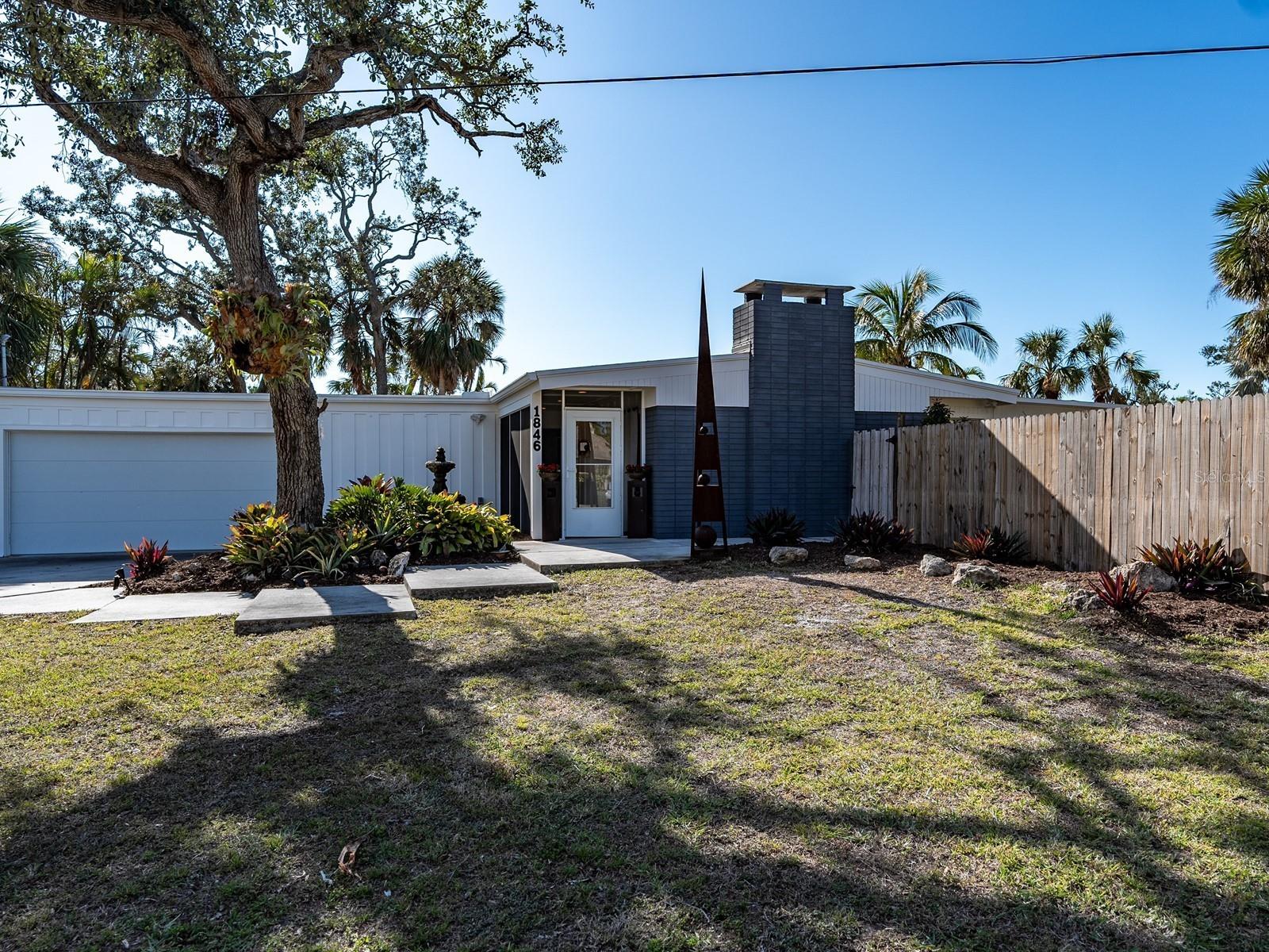 Single Family Residence