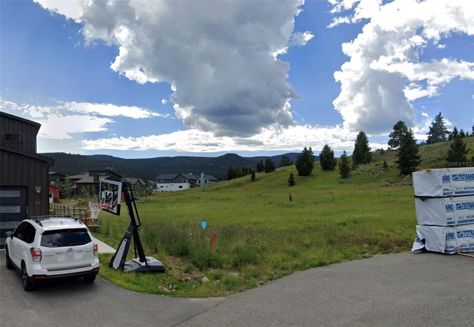 88 UPPER WHITEFISH DR photo 2