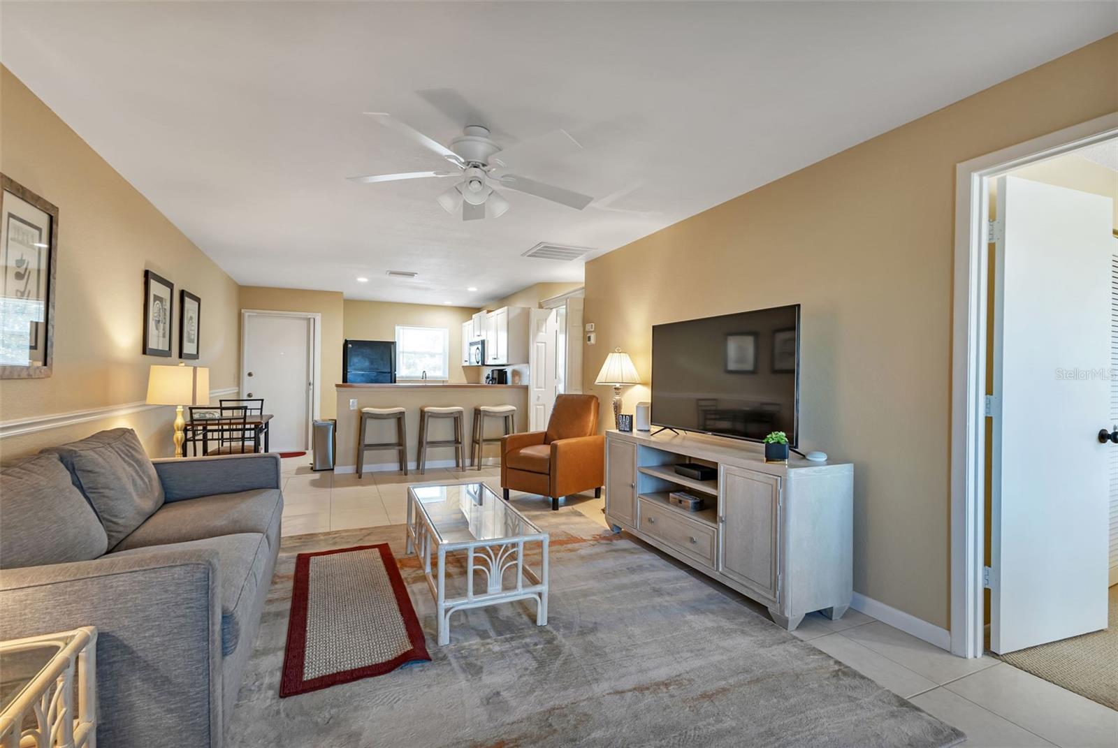 25100 SANDHILL BLVD #J-201 photo 5