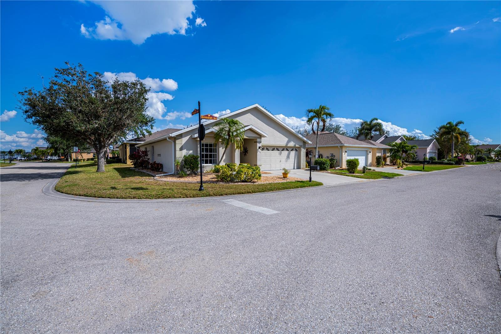 1800 BIRMINGHAM BLVD photo 4