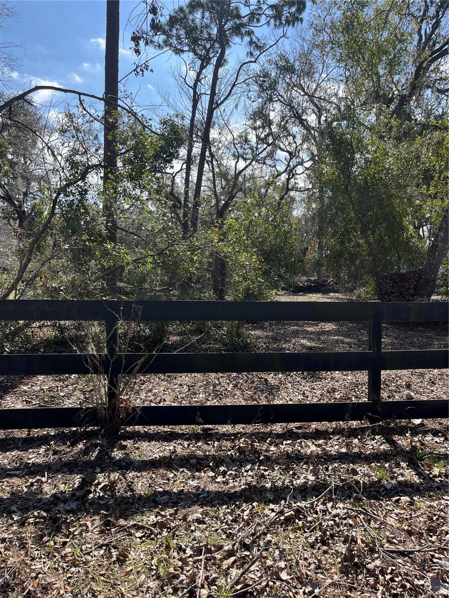 5104 WESTLAKE BLVD photo 3