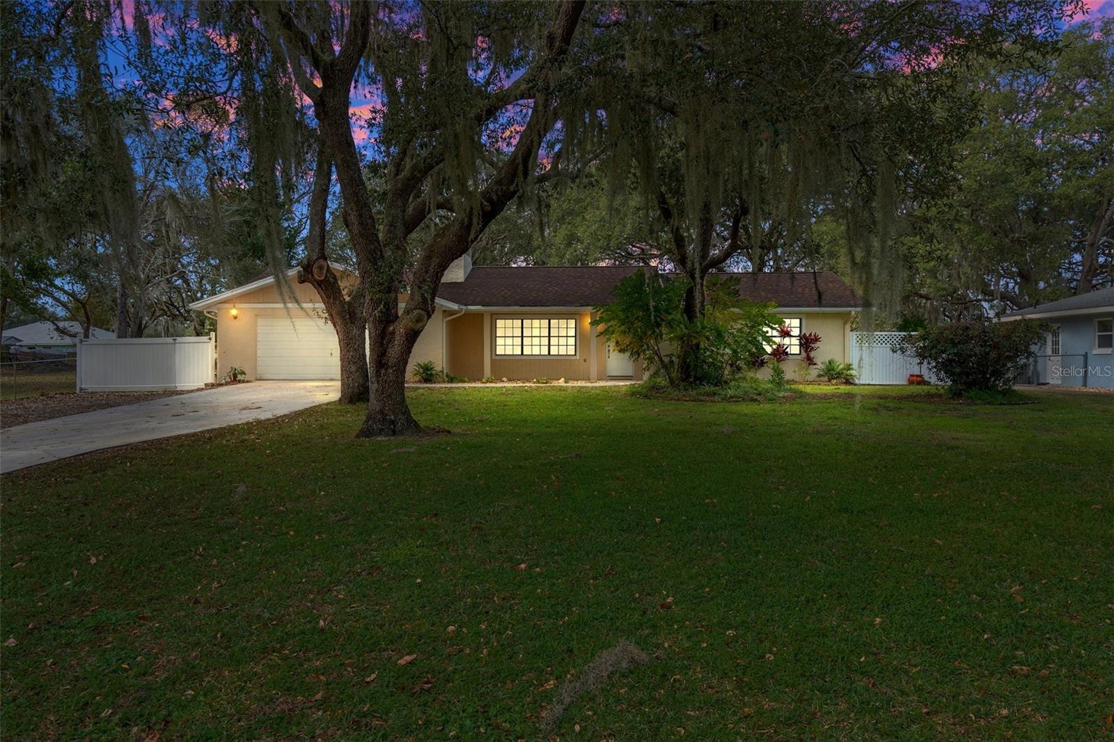 3036 S SKYLINE DR photo 3